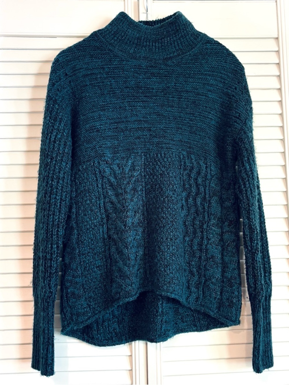 Simply Vera Vera Wang Blue Metallic Turtleneck Sweater